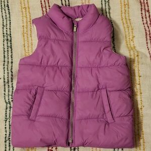 Old navy puffer vest